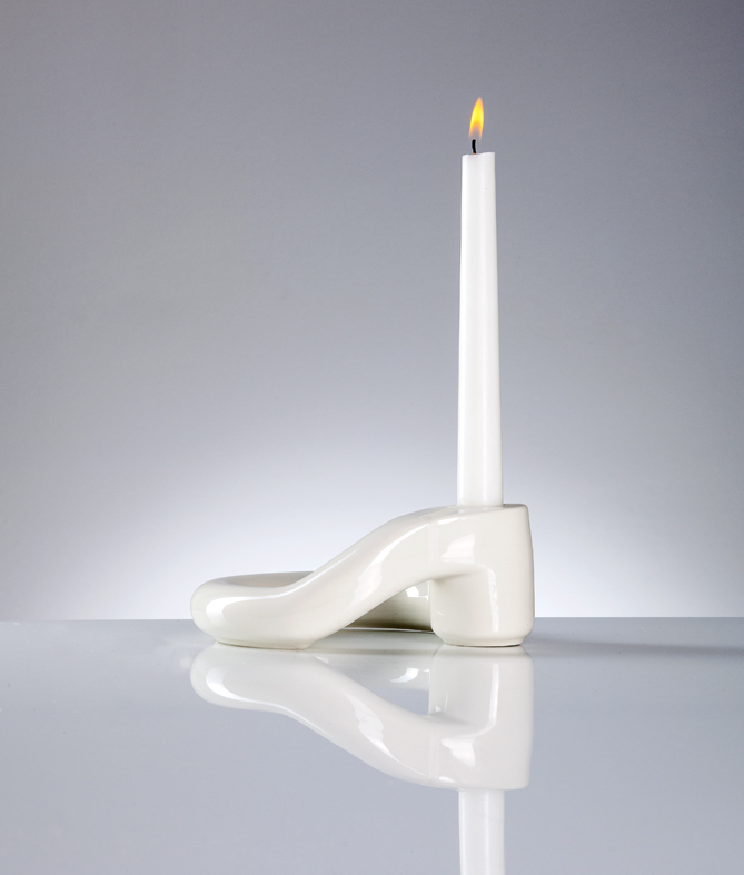 http://www.manayildiz.com/files/gimgs/th-16_Halo candle holder_ porcelain_ Mana Yildiz_ 01.jpg